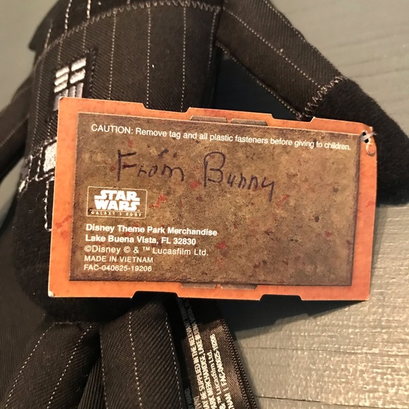 Darth Vader - Picture 3 of 4